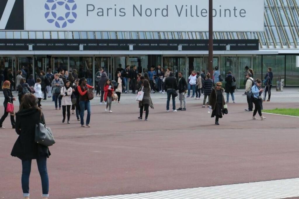 Studioneuf Equipe Cdg/Parc Expo/ Paris Aulnay-sous-Bois Buitenkant foto